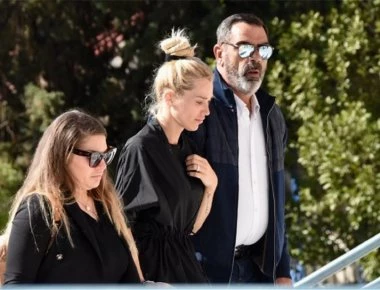 Βικτώρια Καρύδα: Η πρώτη εικόνα της δυο μήνες από τη δολοφονία του Γιάννη Μακρή (φωτο)